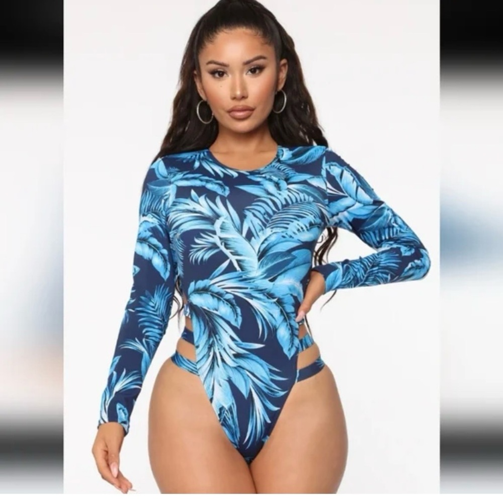 Fashion Nova Swimsuit One Piece Long Sleeve Lg